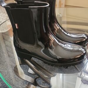 Glossy Black Women's Rain Boots